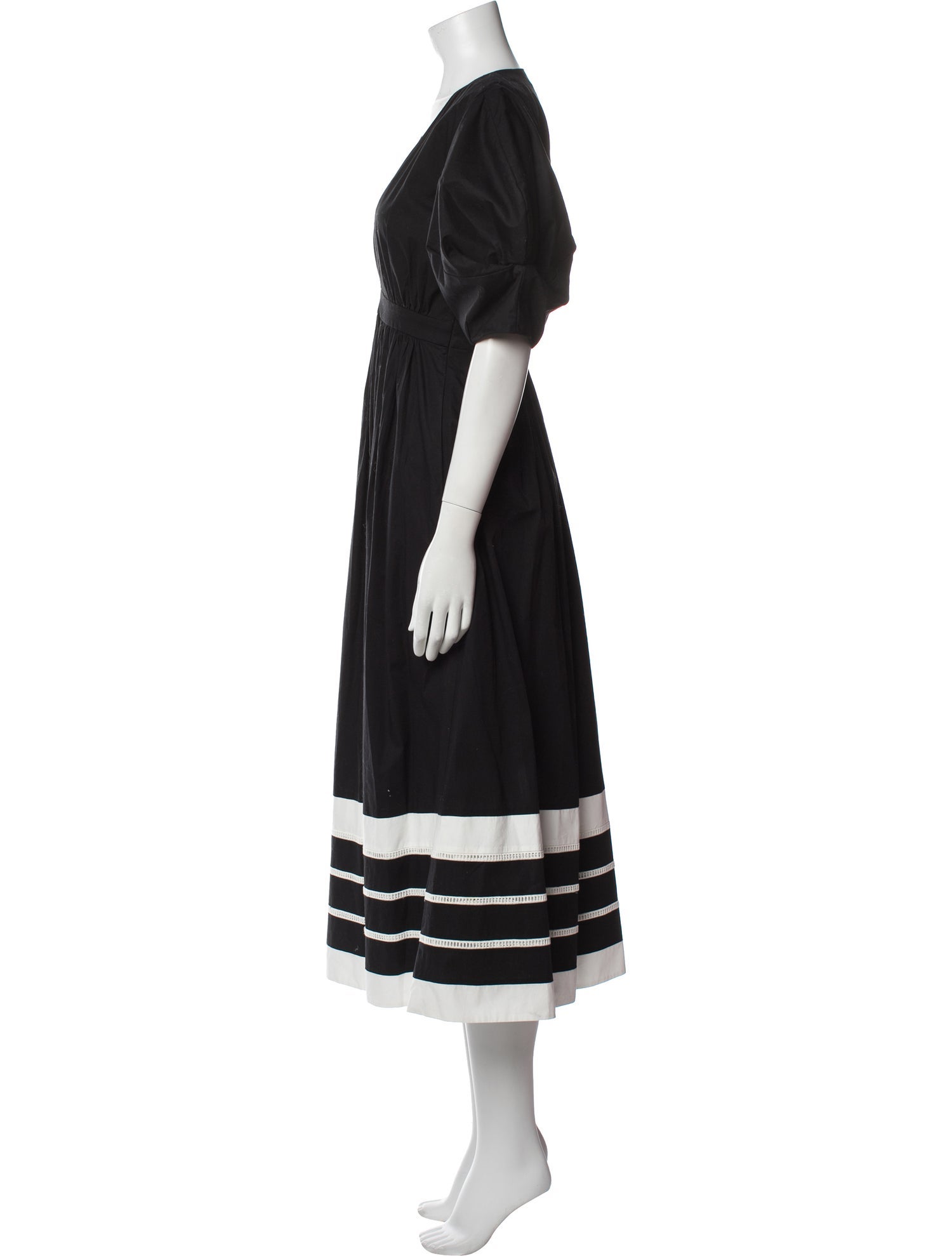 De Loreta V-Neck Long Dress