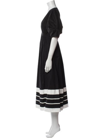 De Loreta V-Neck Long Dress