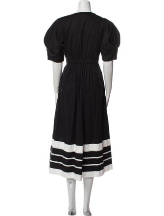 De Loreta V-Neck Long Dress