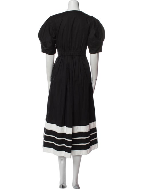 De Loreta V-Neck Long Dress