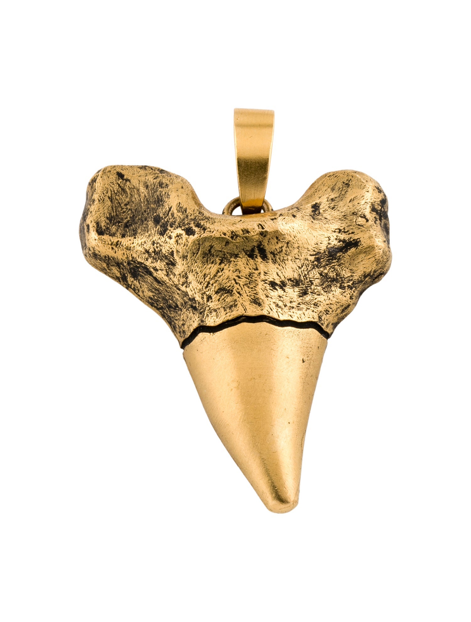 DYLANLEX Shark Tooth Charm Pendant