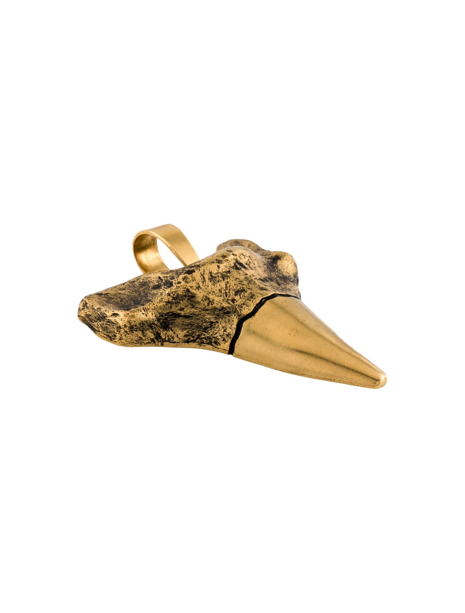 DYLANLEX Shark Tooth Charm Pendant