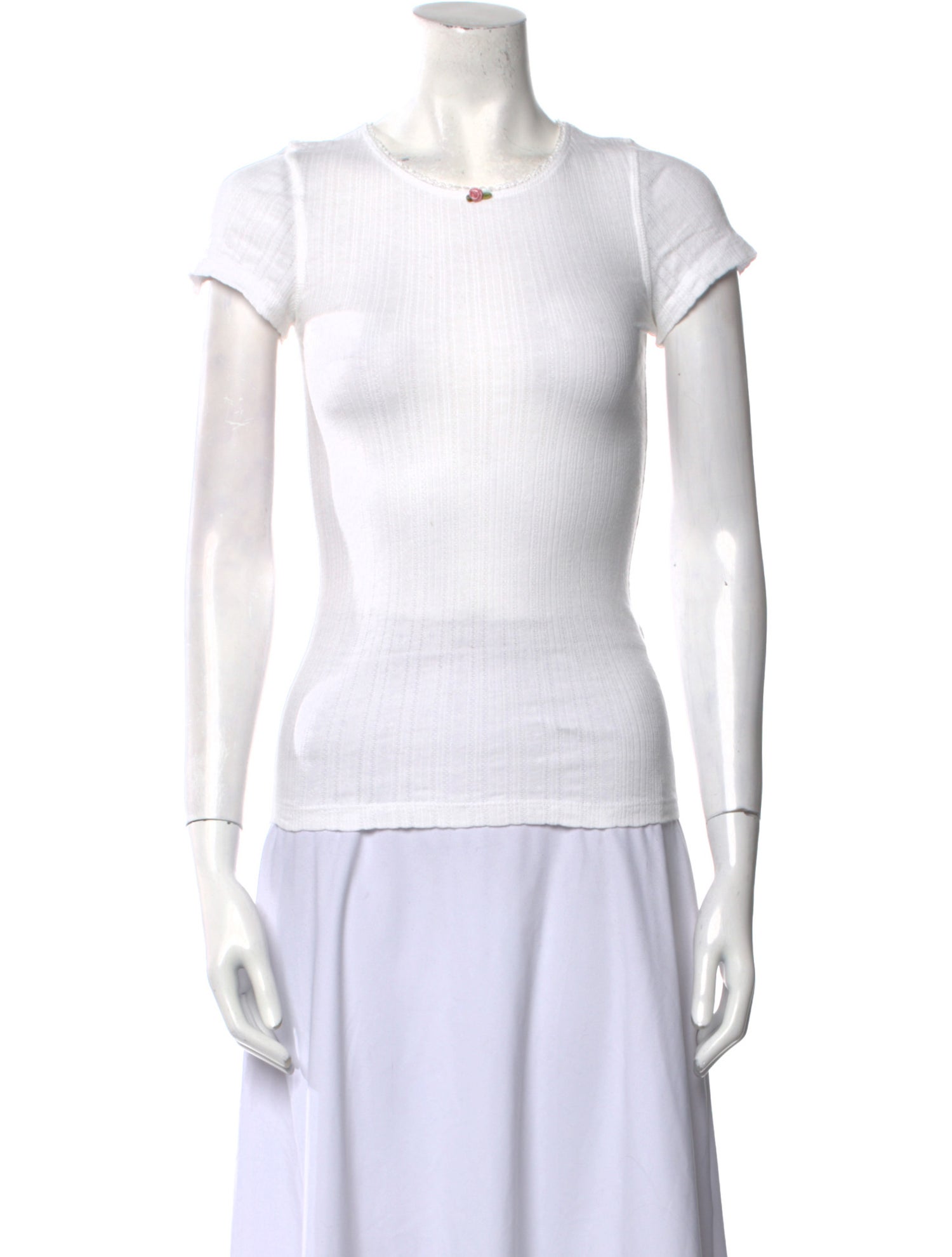 DÔEN Crew Neck Short Sleeve T-Shirt