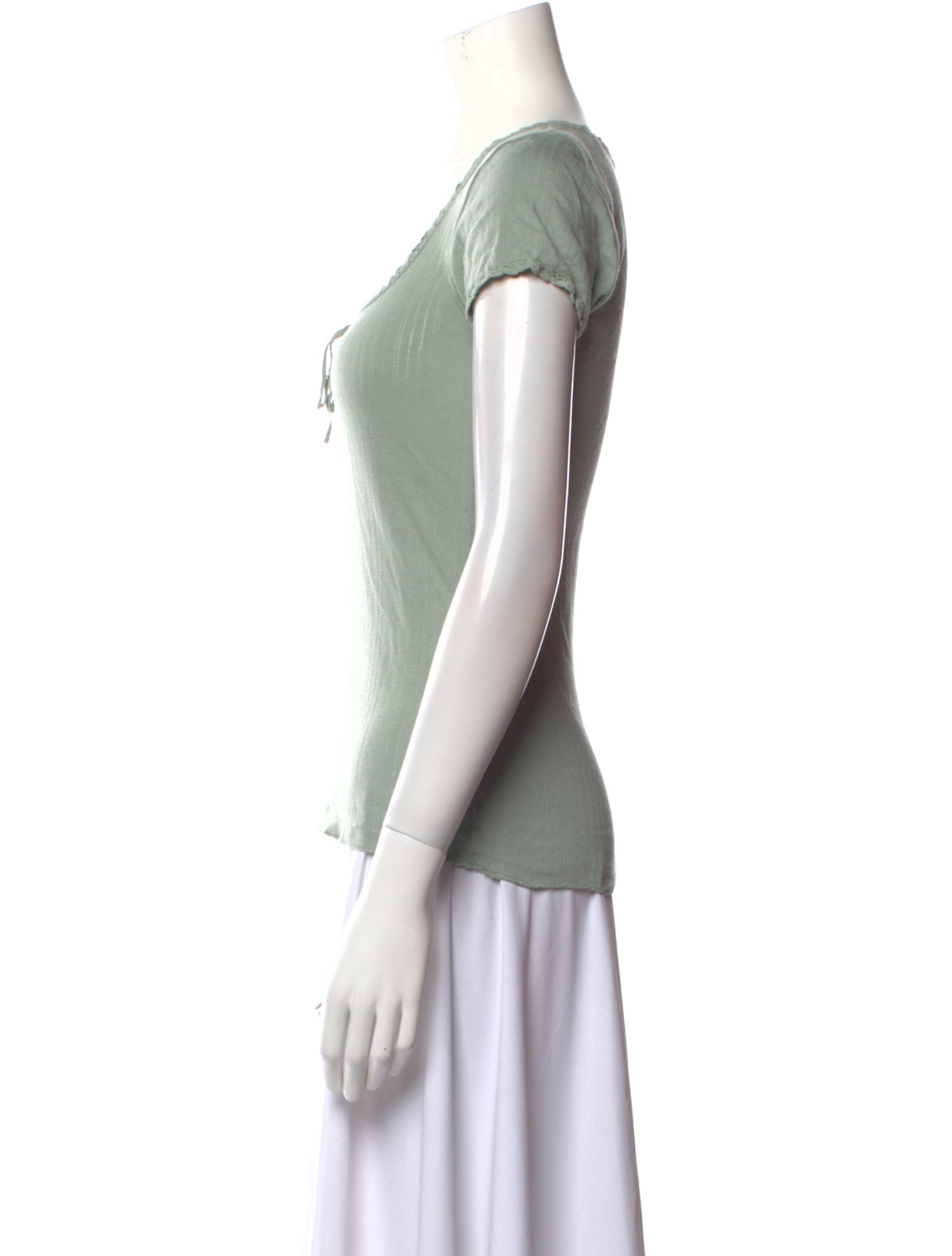 DÔEN Scoop Neck Short Sleeve T-Shirt