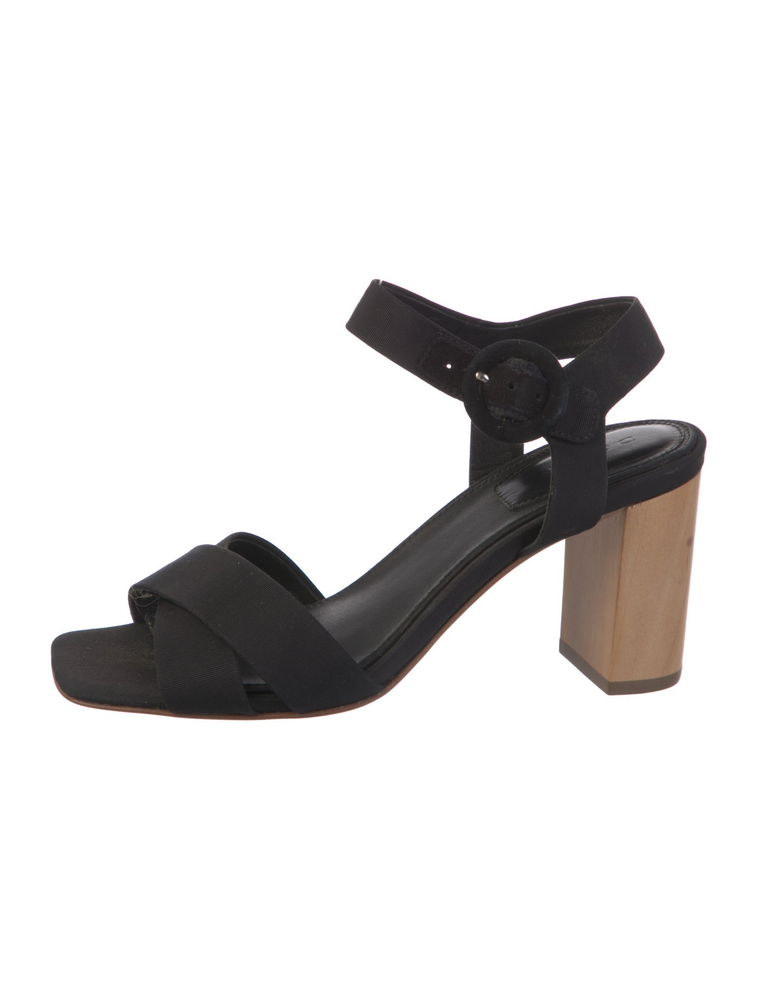 DÔEN Canvas Sandals