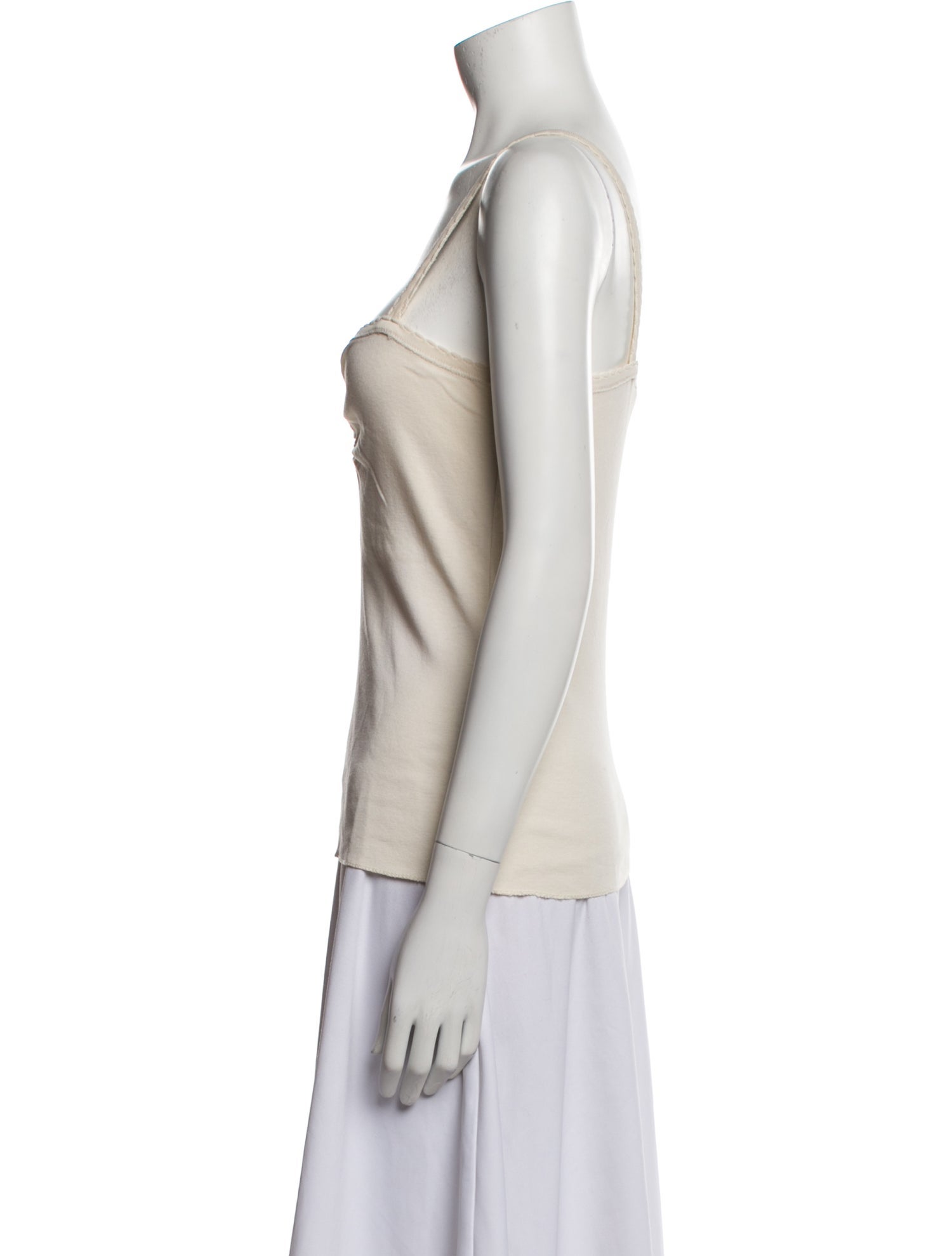 DÔEN V-Neck Sleeveless Top