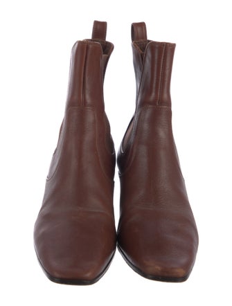 DÔEN Leather Chelsea Boots