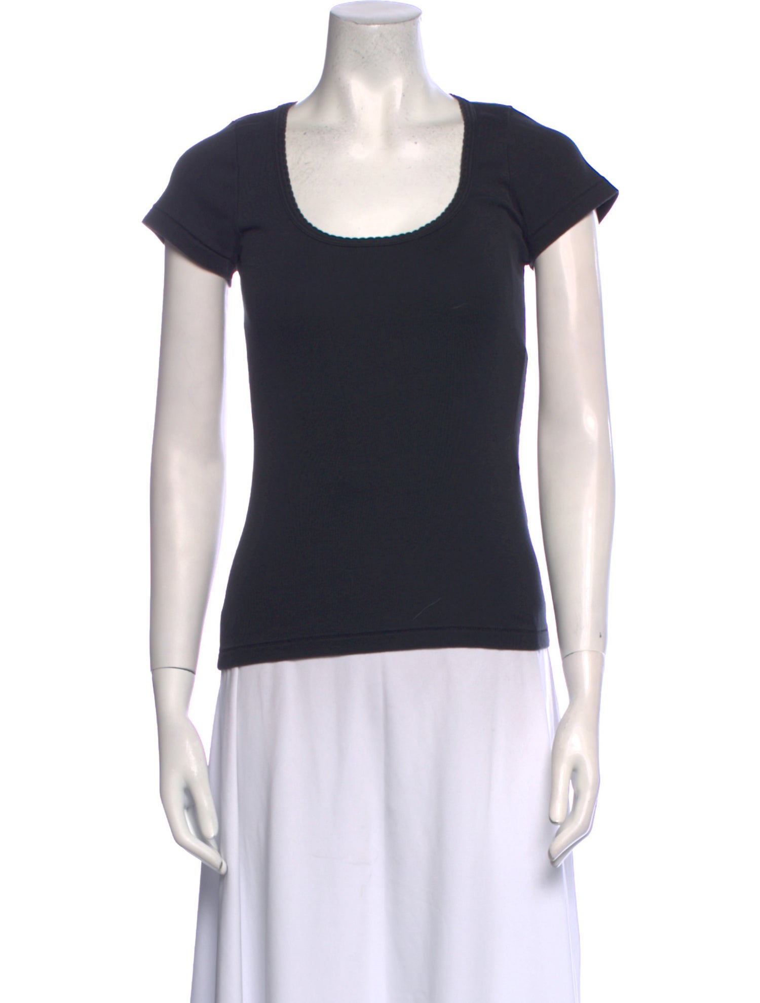 DÔEN Scoop Neck Short Sleeve T-Shirt