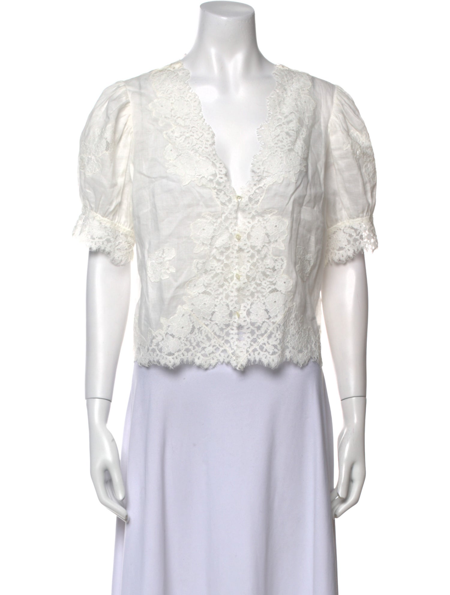 DÔEN Lace Pattern V-Neck Crop Top