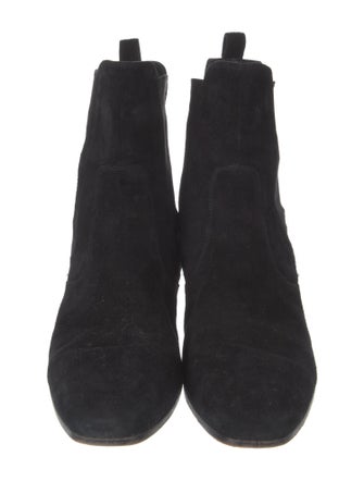 DÔEN Suede Chelsea Boots