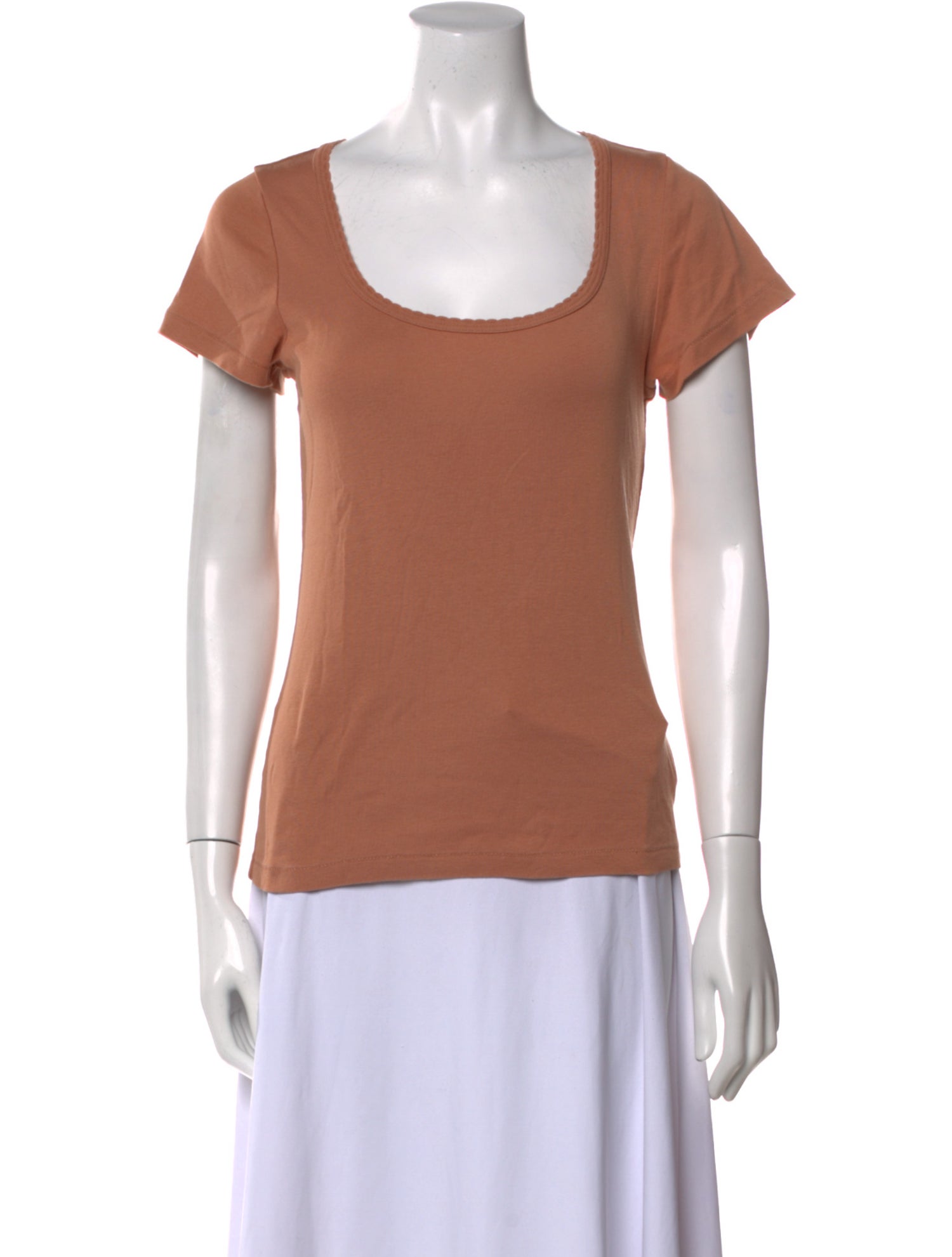 DÔEN Scoop Neck Short Sleeve T-Shirt