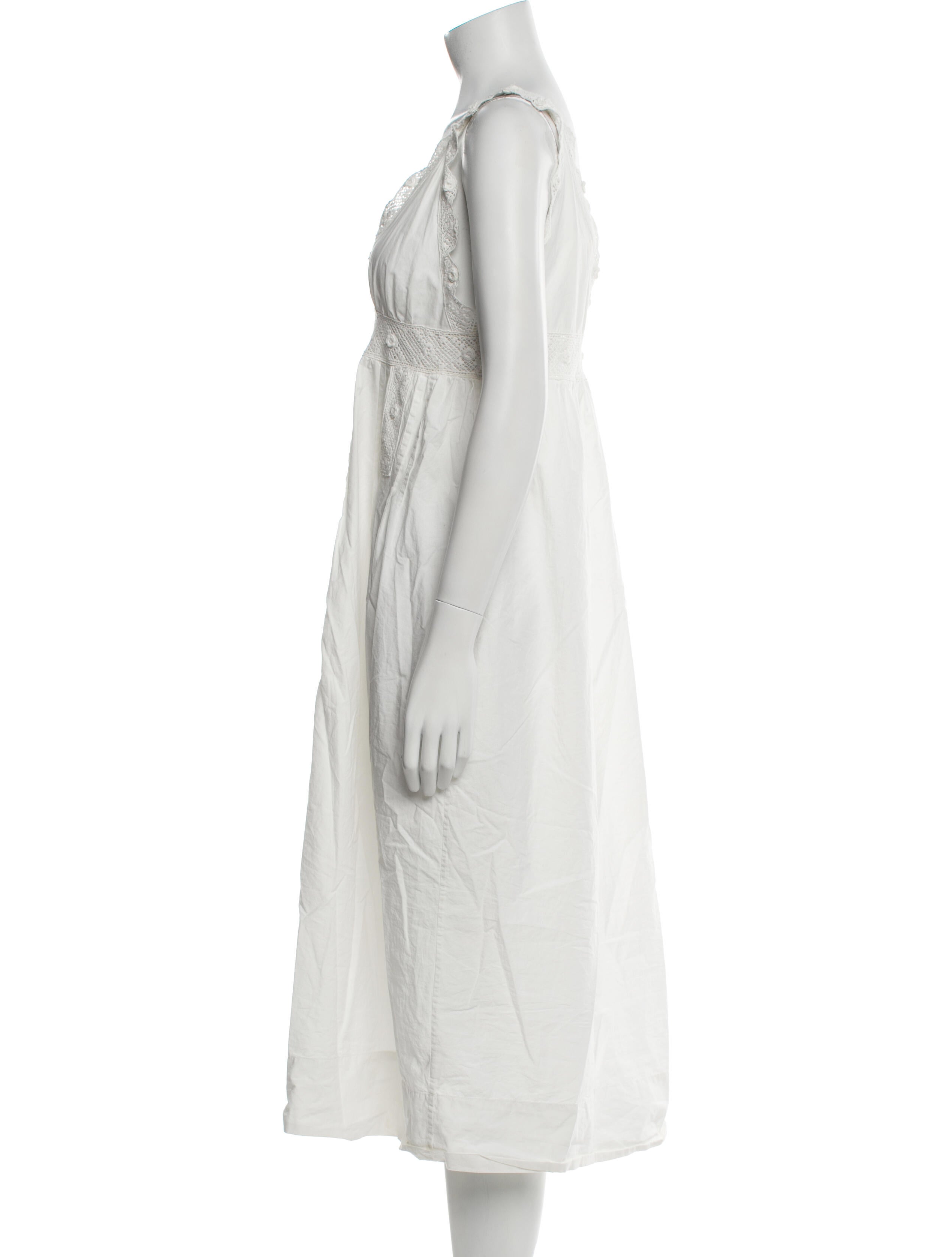 DÔEN V-Neck Midi Length Dress