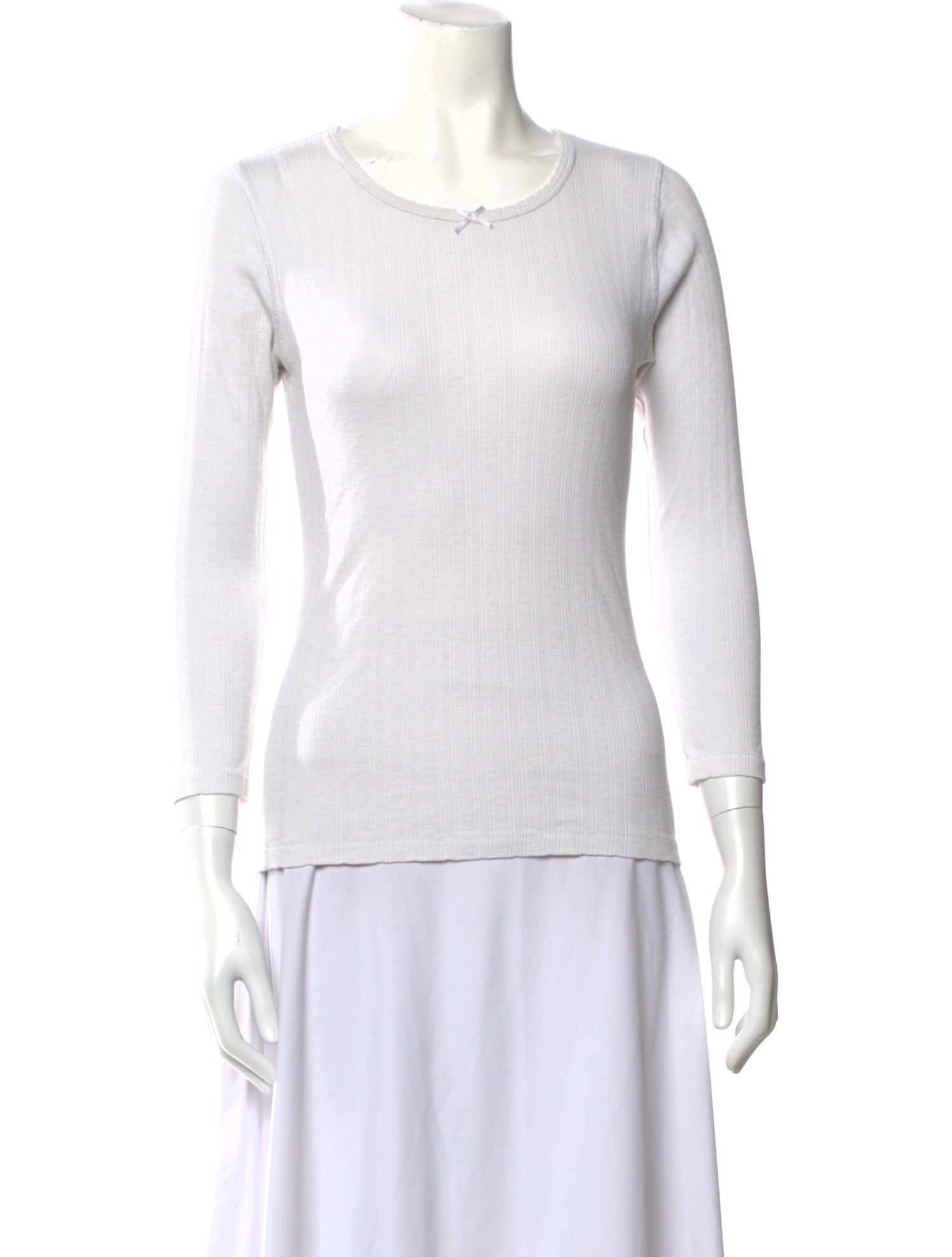 DÔEN Scoop Neck Three-Quarter Sleeve Top