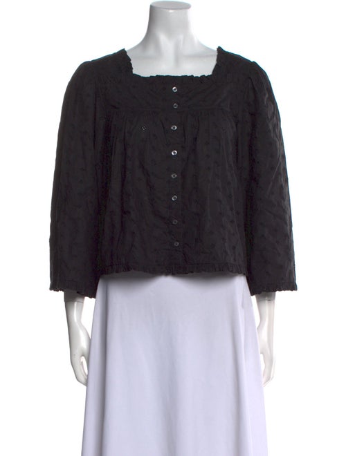 DÔEN Square Neckline Three-Quarter Sleeve Crop Top