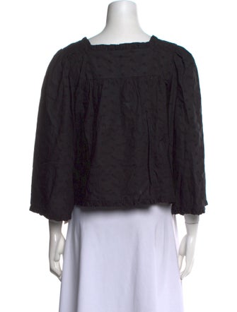 DÔEN Square Neckline Three-Quarter Sleeve Crop Top