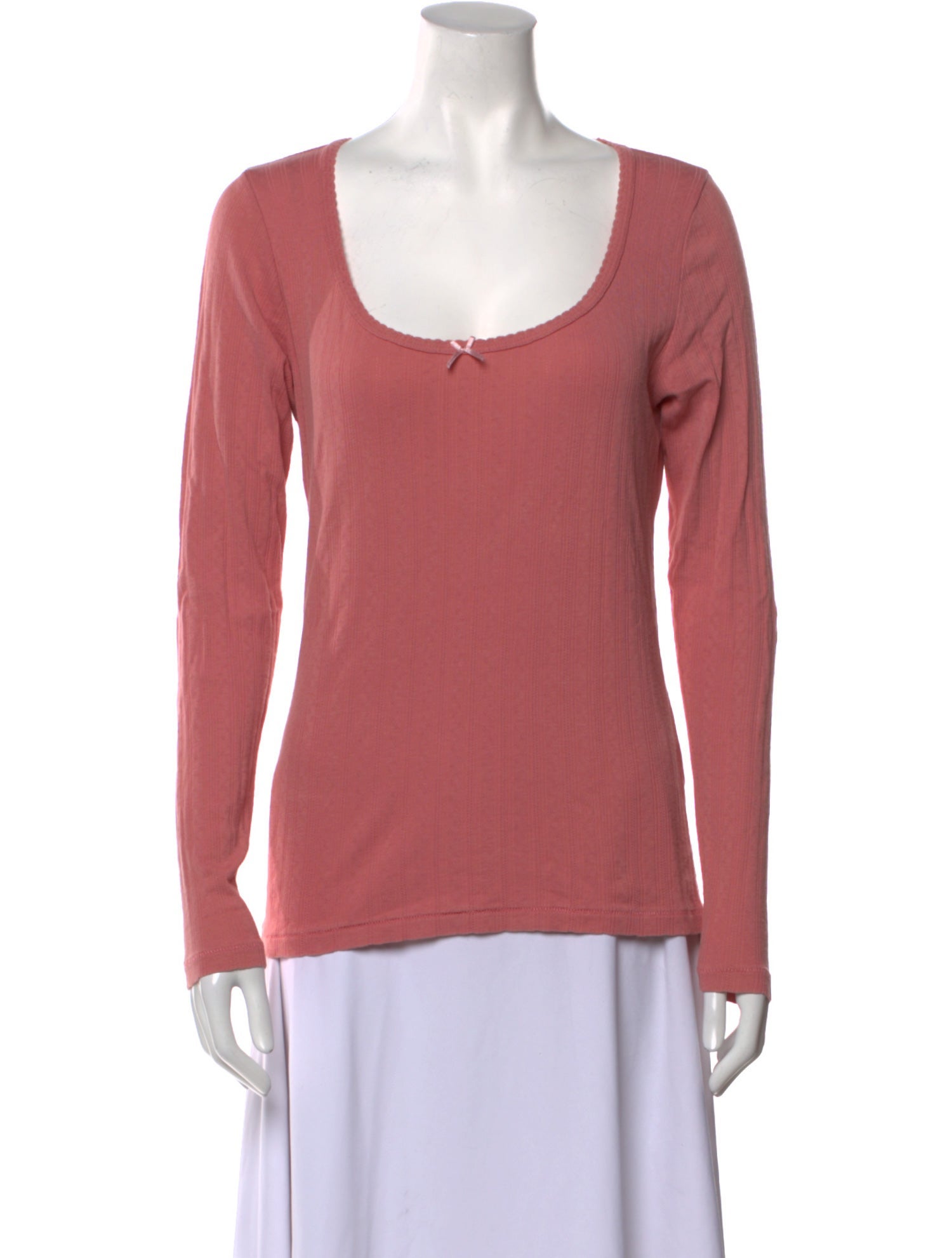DÔEN Scoop Neck Long Sleeve Top