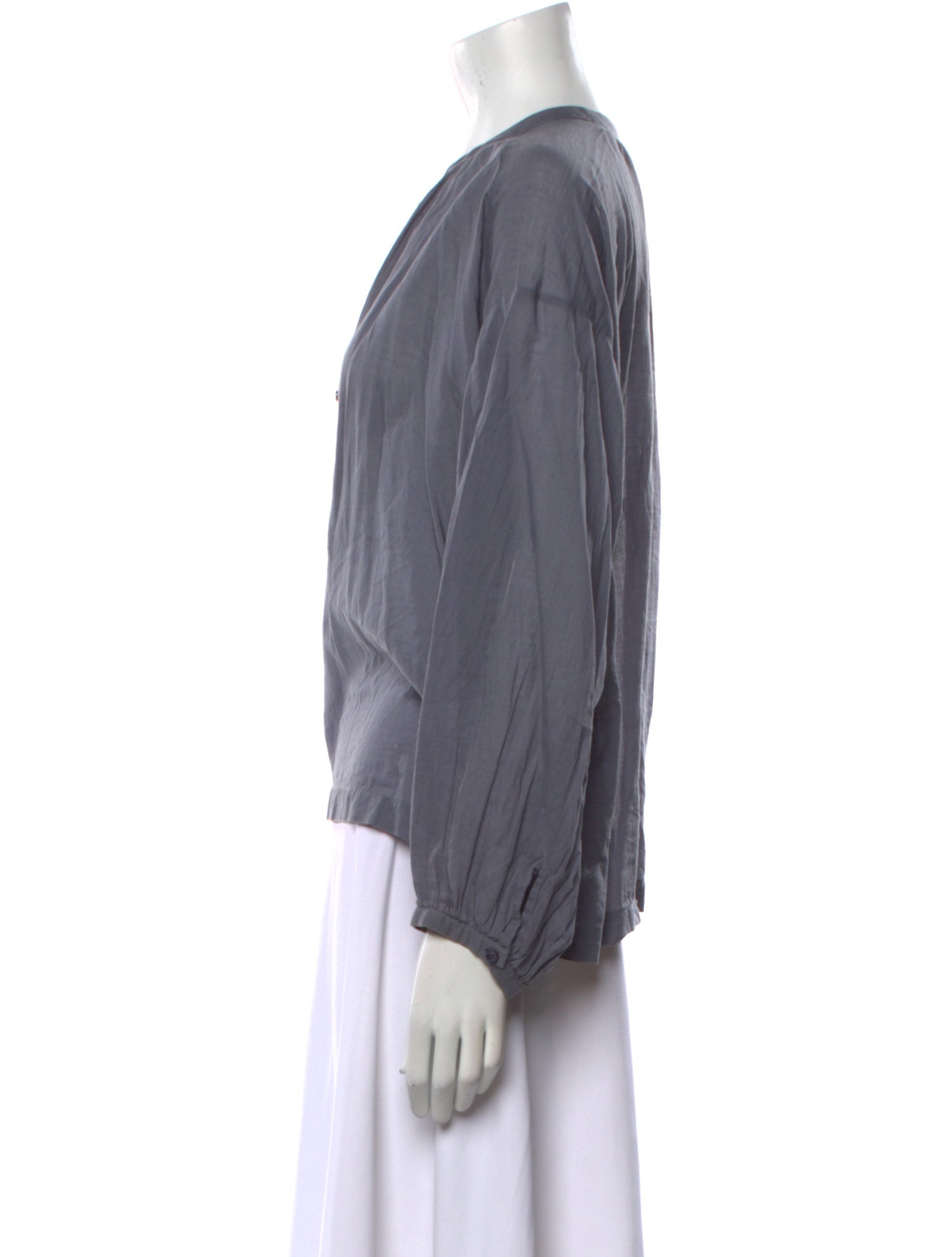 DÔEN Crew Neck Long Sleeve Button-Up Top