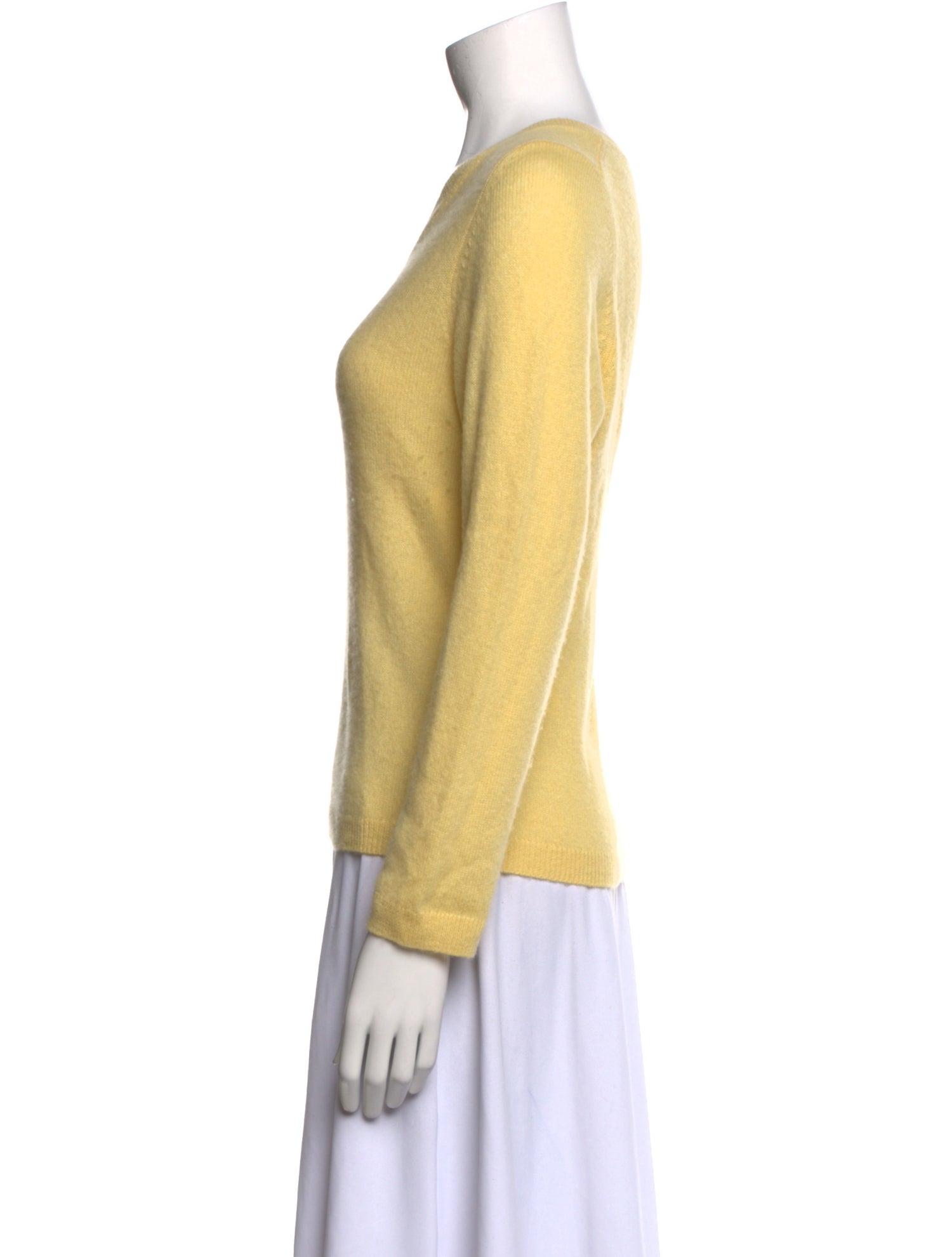 DÔEN Cashmere V-Neck Sweater