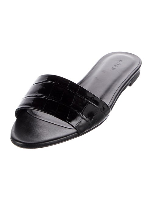 DÔEN Leather Slides