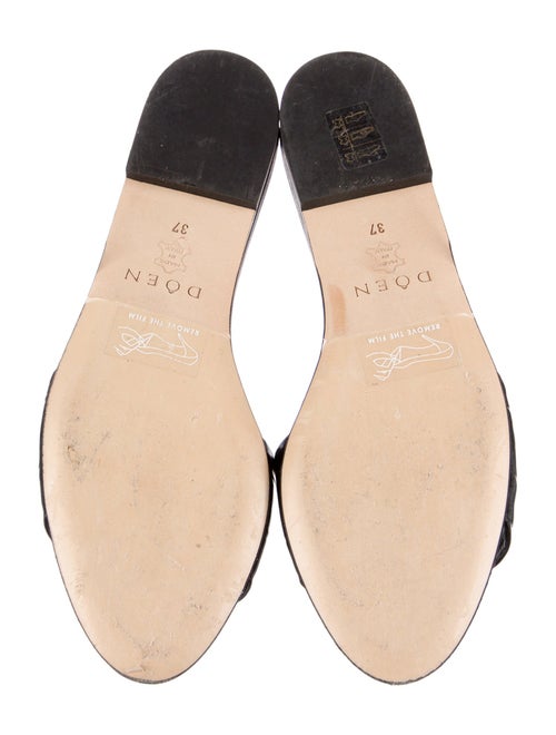 DÔEN Leather Slides