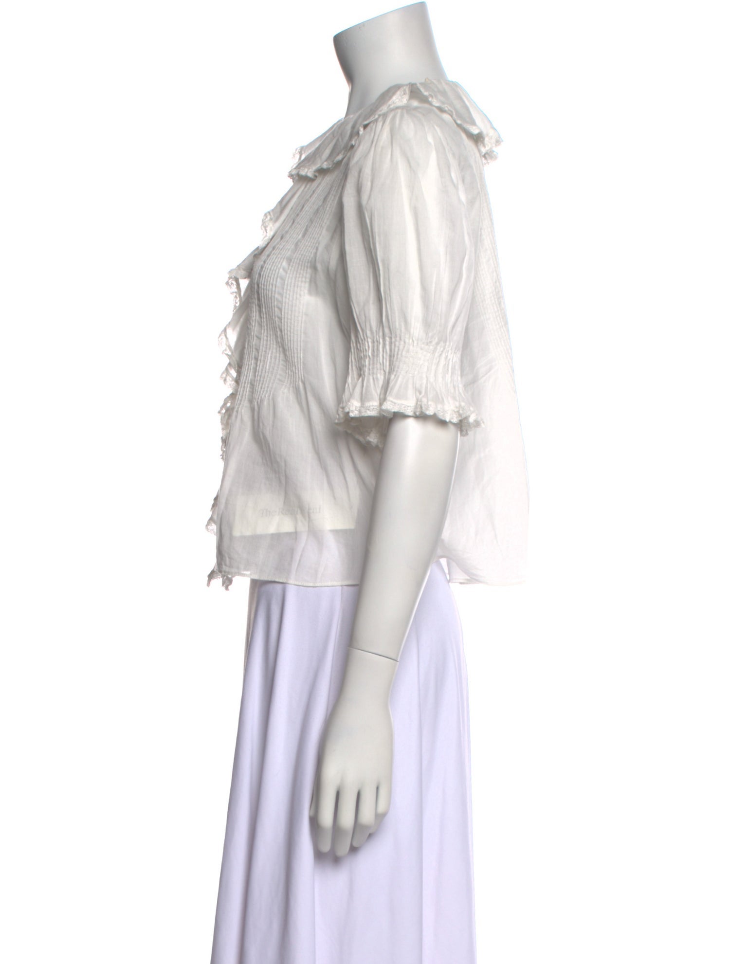 DÔEN V-Neck Short Sleeve Crop Top