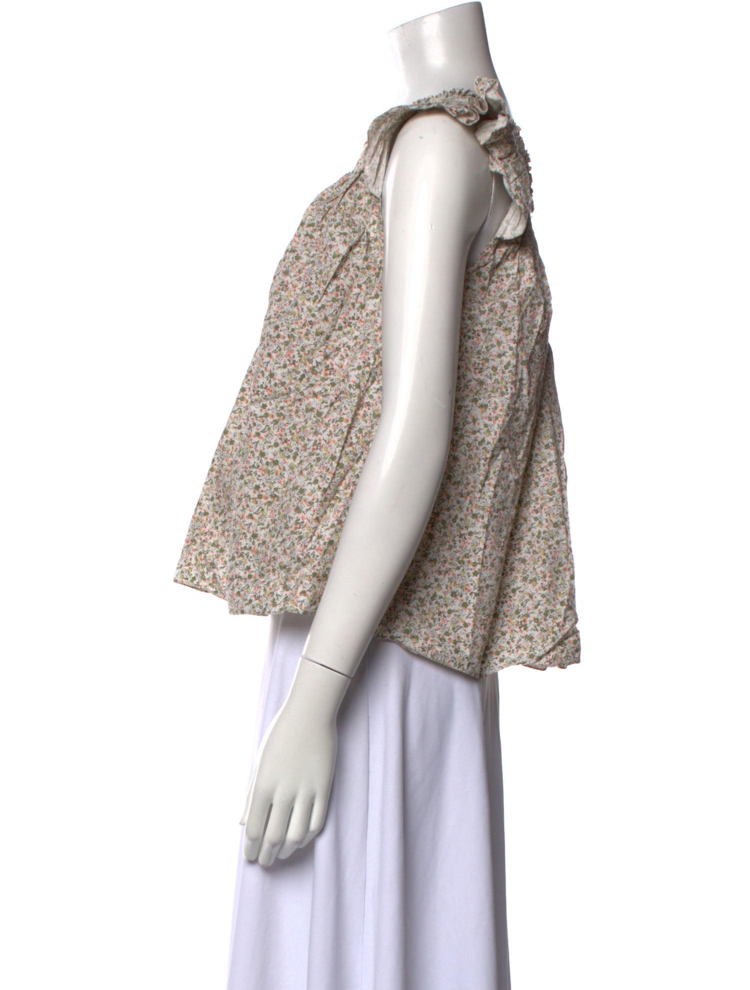 DÔEN Bateau Neckline Sleeveless Crop Top