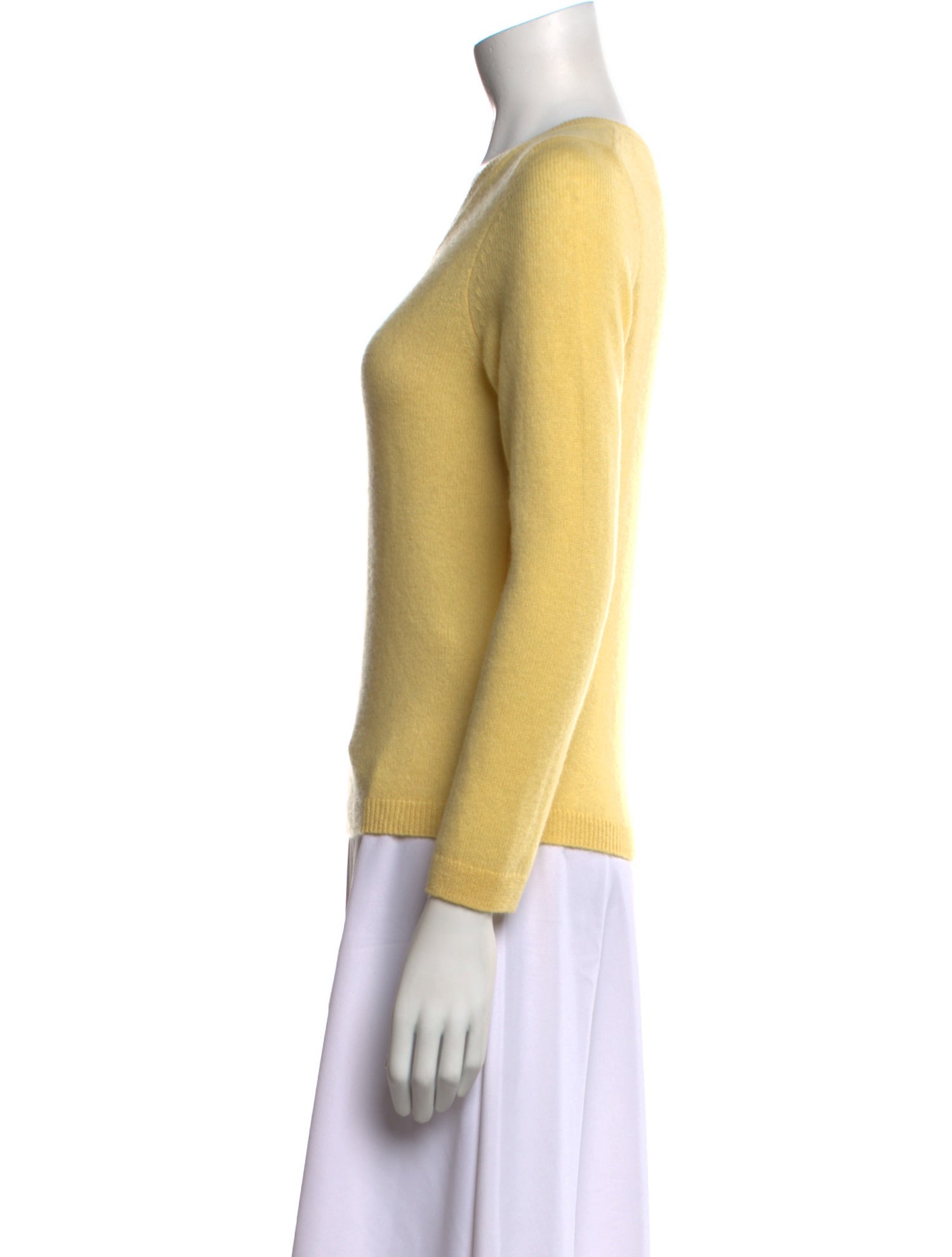 DÔEN Cashmere V-Neck Sweater