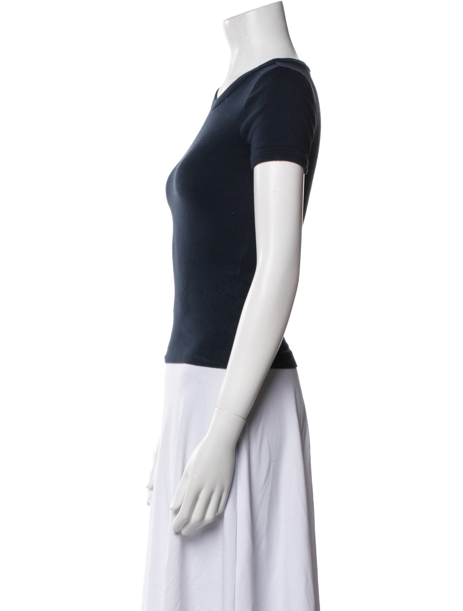 DÔEN Crew Neck Short Sleeve T-Shirt