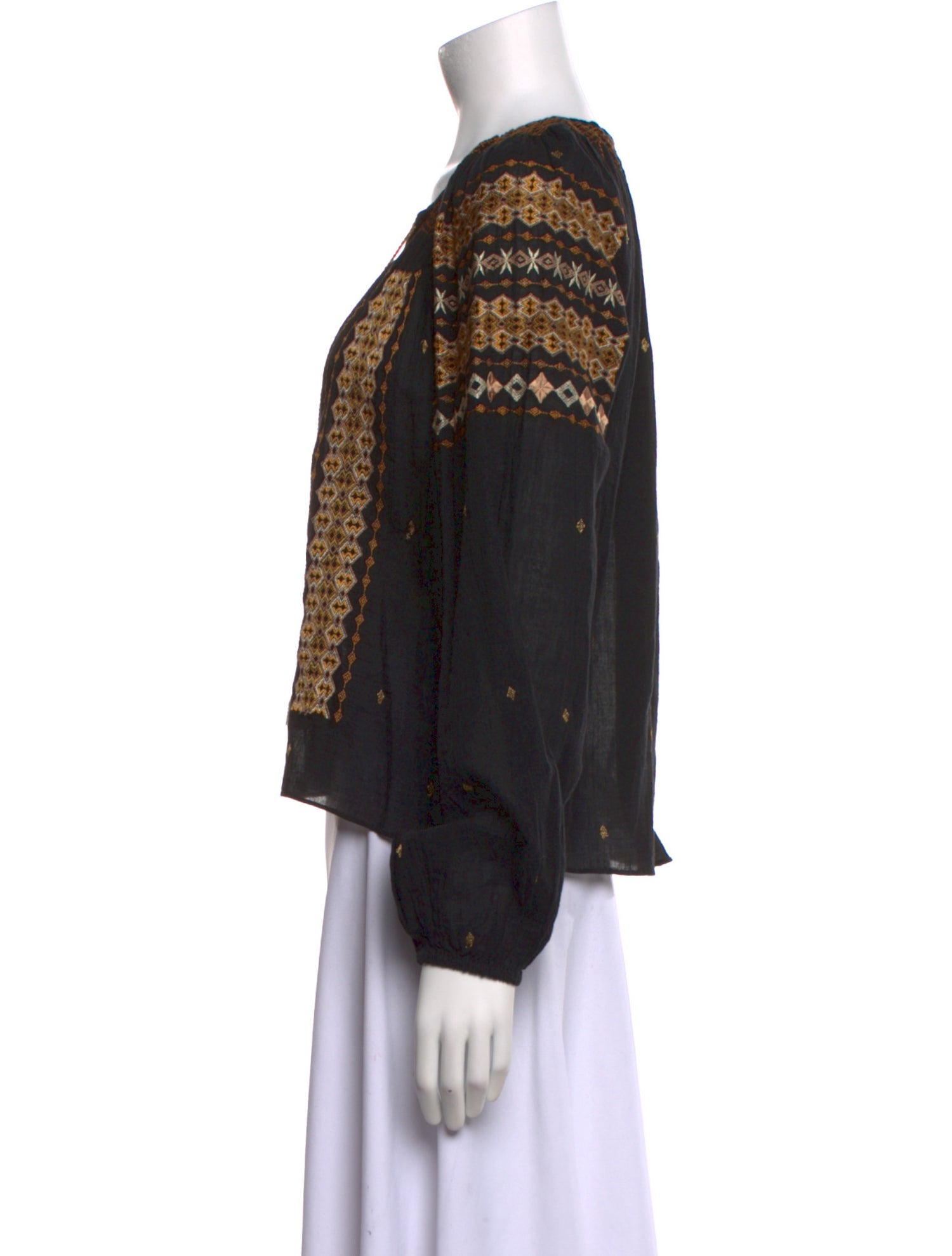 DÔEN Printed V-Neck Blouse