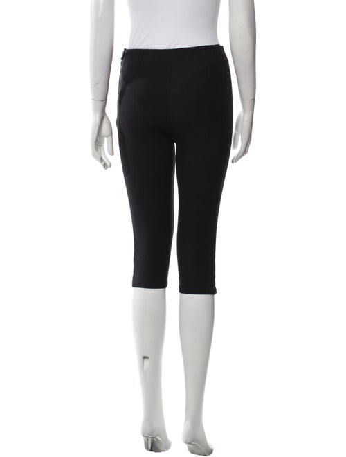 DÔEN Knee-Length Shorts