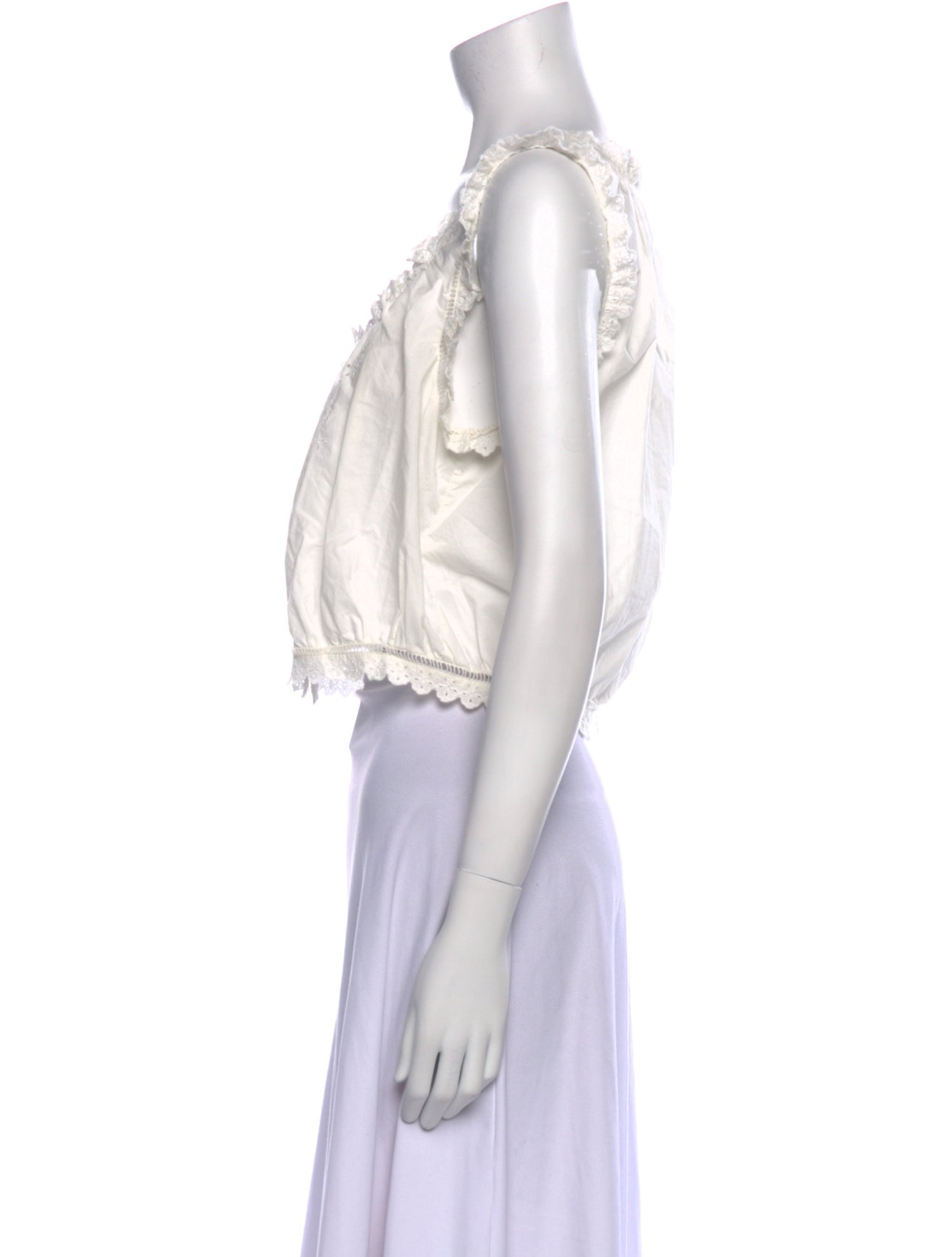 DÔEN Square Neckline Sleeveless Crop Top