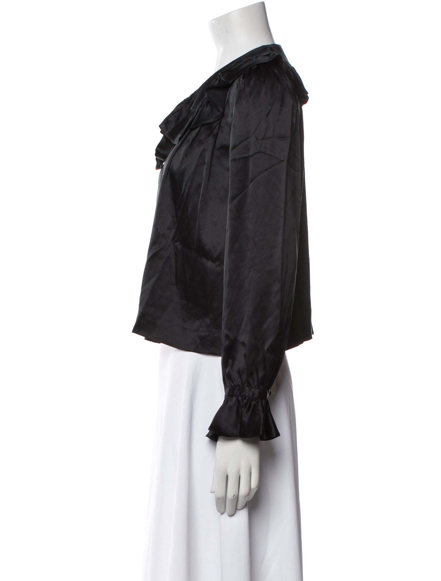 DÔEN Silk Crew Neck Button-Up Top