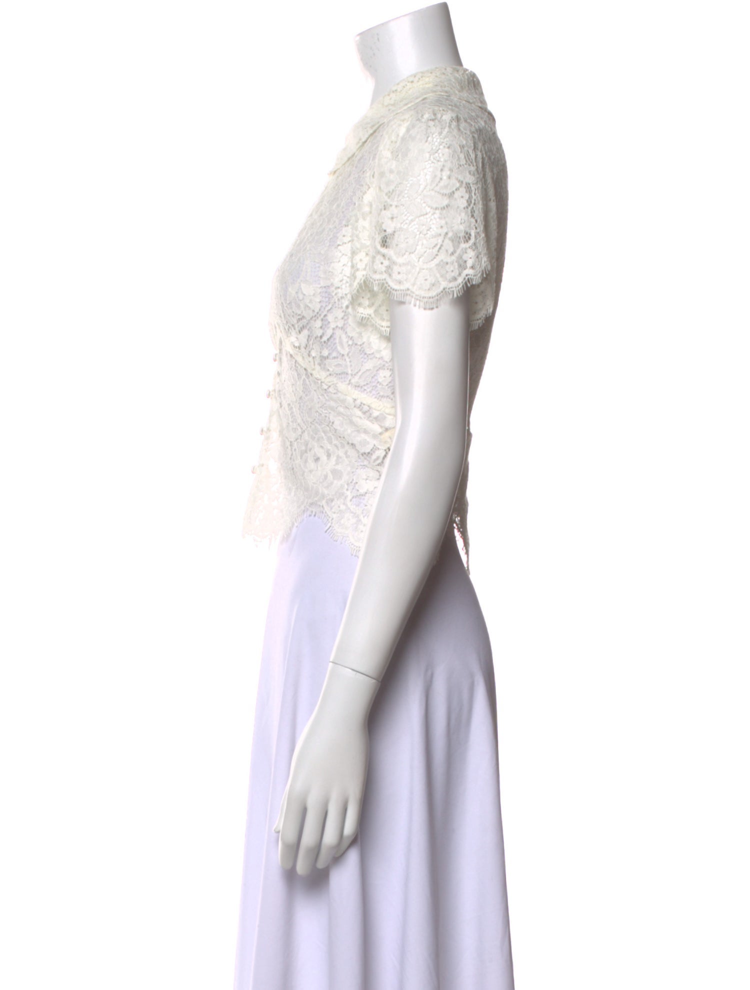 DÔEN Lace Pattern Short Sleeve Crop Top