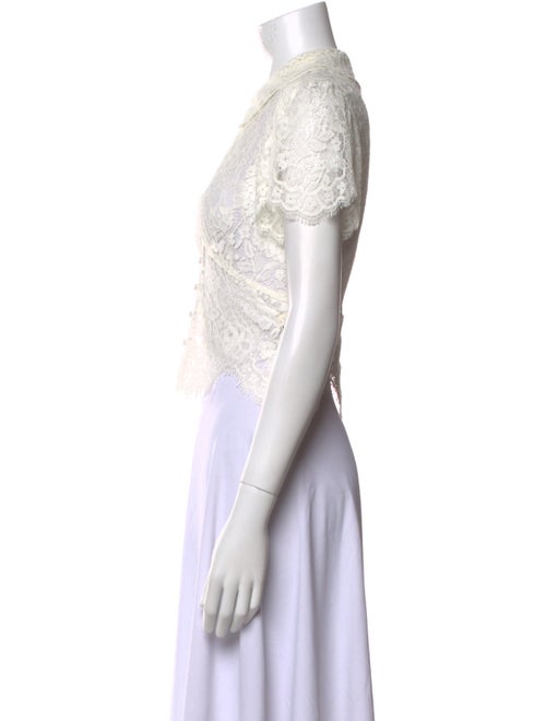 DÔEN Lace Pattern Short Sleeve Crop Top