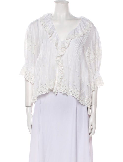 DÔEN V-Neck Three-Quarter Sleeve Crop Top