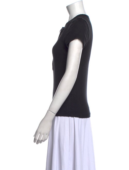 DÔEN Crew Neck Short Sleeve Polo