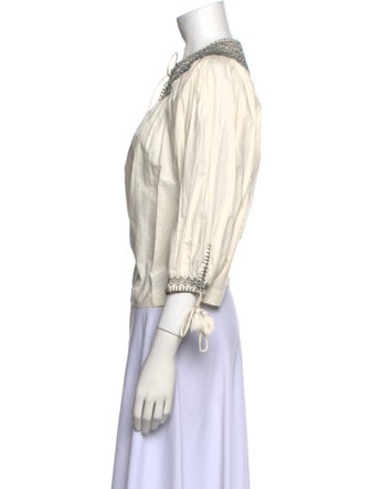 DÔEN V-Neck Three-Quarter Sleeve Blouse