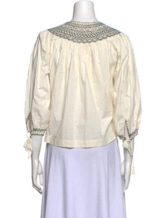 DÔEN V-Neck Three-Quarter Sleeve Blouse