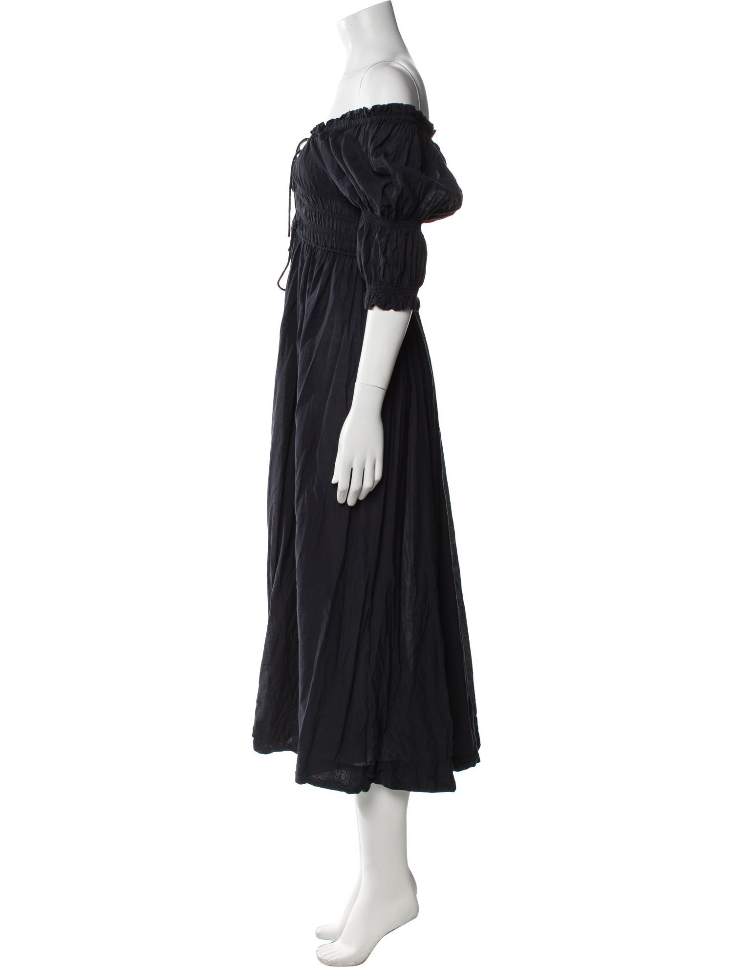 DÔEN Off-The-Shoulder Long Dress