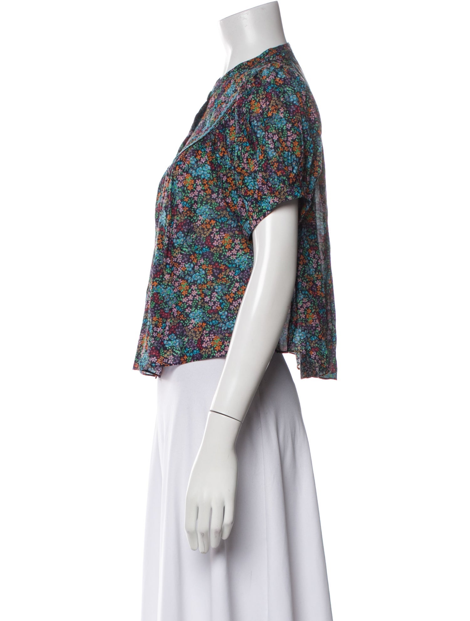 DÔEN Floral Print Crew Neck Crop Top