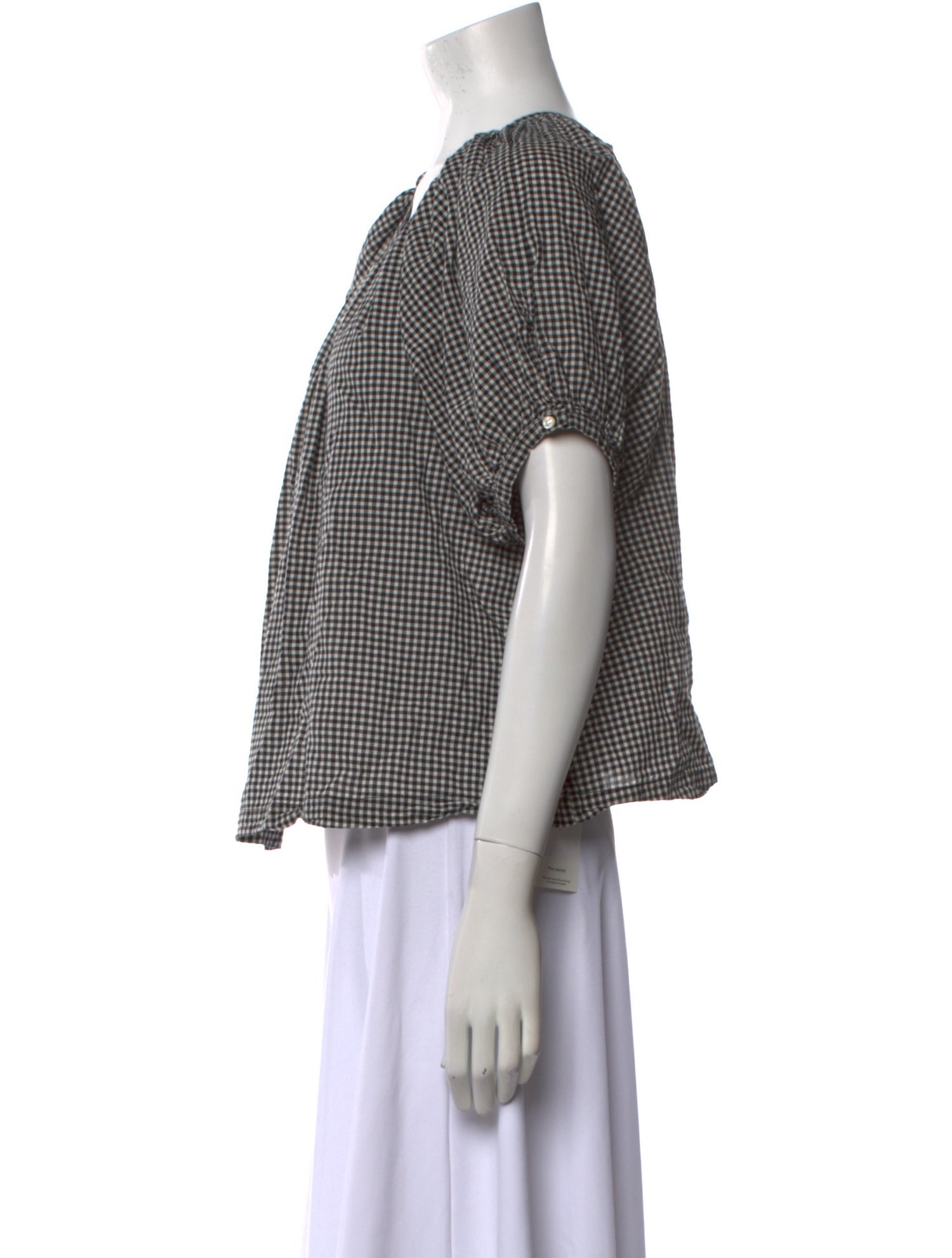 DÔEN Plaid Print Scoop Neck Button-Up Top