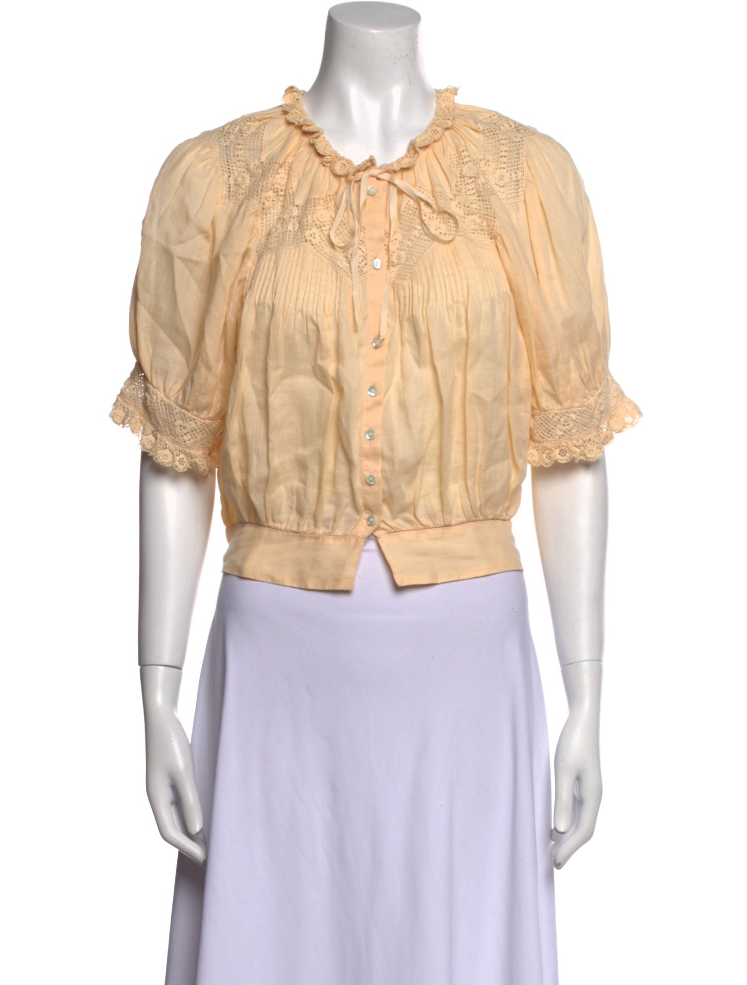 DÔEN Tie Neck Short Sleeve Crop Top