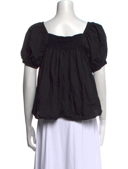 DÔEN Square Neckline Short Sleeve Crop Top