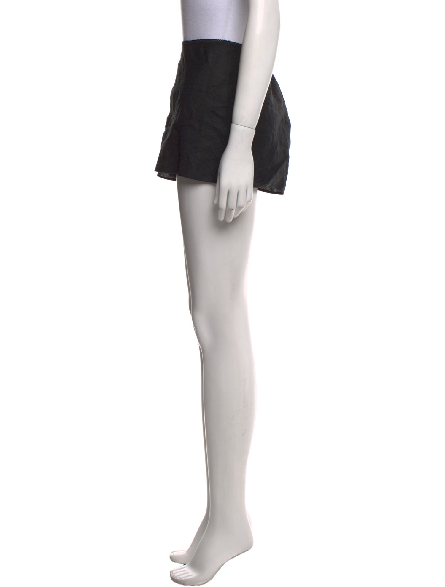 DÔEN Linen Mini Shorts