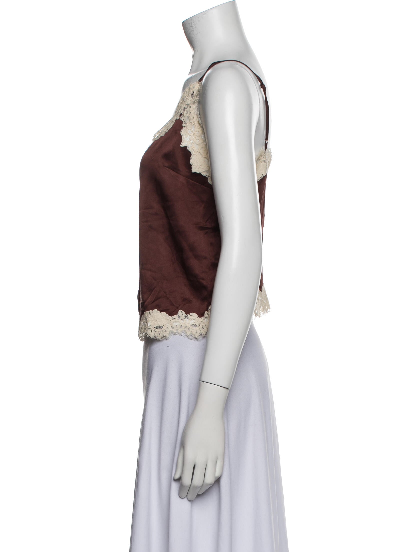 DÔEN Silk Lace Pattern Crop Top