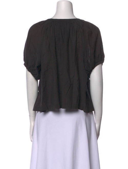 DÔEN Scoop Neck Short Sleeve Blouse