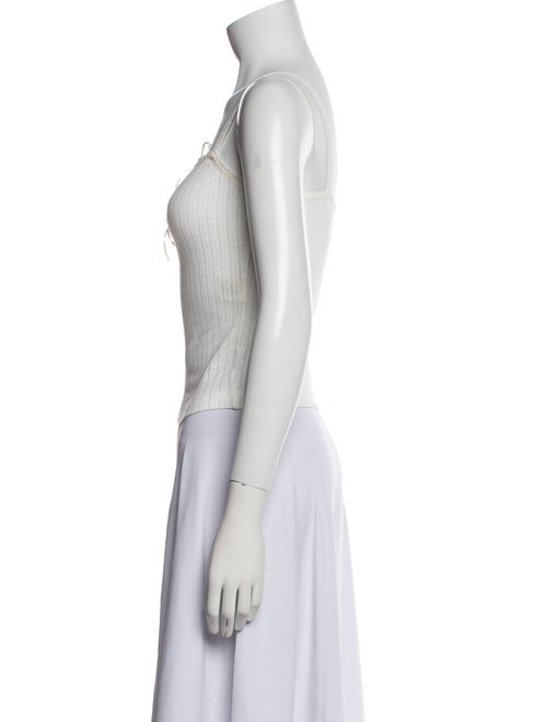 DÔEN Square Neckline Sleeveless Crop Top