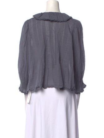 DÔEN V-Neck Three-Quarter Sleeve Blouse