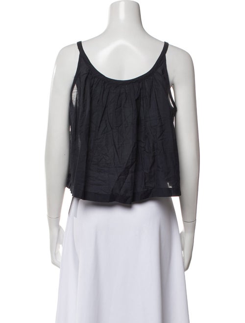 DÔEN V-Neck Sleeveless Crop Top