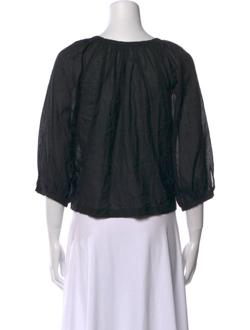 DÔEN Scoop Neck Three-Quarter Sleeve Button-Up Top